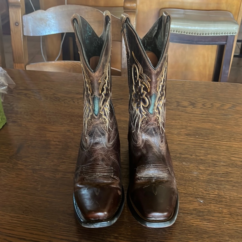 Laredo distressed square Toe Ladies Western boots
